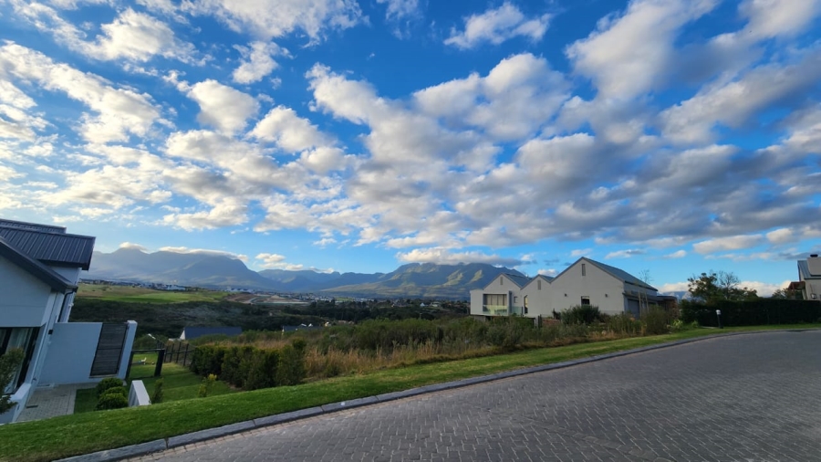 0 Bedroom Property for Sale in Kingswood Golf Estate Western Cape